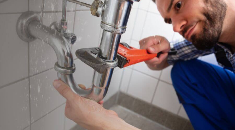 Professional same day plumber services in Rossville, IN
